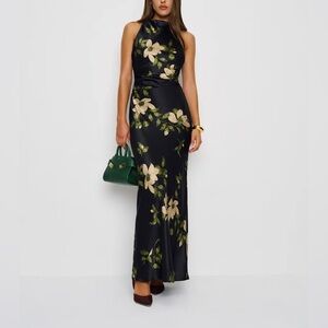 Reformation Anaiis Silk Dress In Mood For Love, NWOT,
never worn, no flaws.